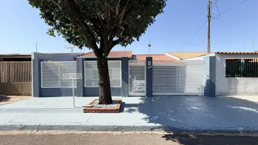 Casa com 3 Quartos à venda, 126m² no Giovani Lunardelli, Londrina