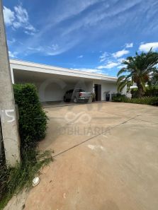 Casa de Condomínio com 4 Quartos à venda, 600m² no Loteamento São Pedro, Jaguariúna