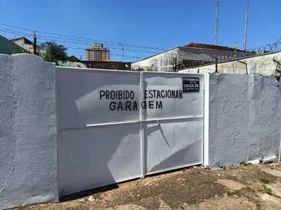 Lote/Terreno à venda, 300m² no Centro, Franca