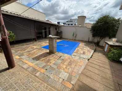 Casa com 4 Quartos à venda, 350m² no Serrano, Belo Horizonte
