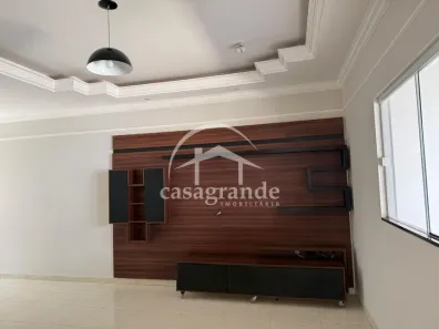 Casa com 3 Quartos para alugar, 250m² no Jardim Patrícia, Uberlândia