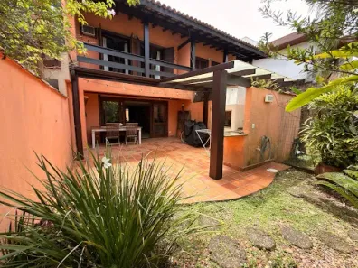 Casa de Condomínio com 3 Quartos à venda, 130m² no Barra do Una, São Sebastião