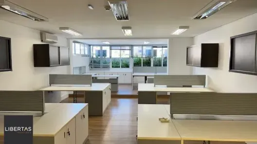 Galpão/Depósito/Armazém à venda, 104m² no Rio Branco, Porto Alegre