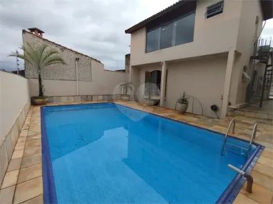 Casa com 3 Quartos à venda, 237m² no Jardim Leocádia, Sorocaba