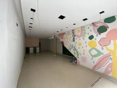 Ponto Comercial para alugar, 85m² no Centro, Taubaté