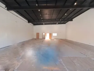 Galpão/Depósito/Armazém para alugar, 180m² no Santos Dumont, São José do Rio Preto