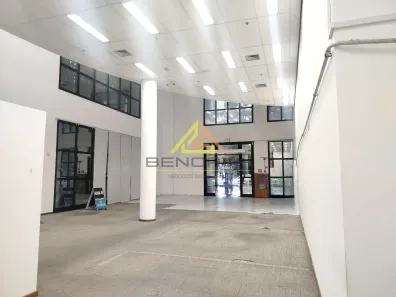 Ponto Comercial para alugar, 600m² no Cidade Monções, São Paulo
