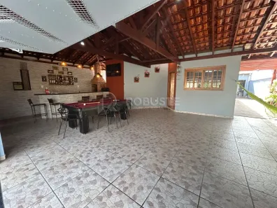 Casa com 4 Quartos à venda, 205m² no Jardim Real Park, Botucatu