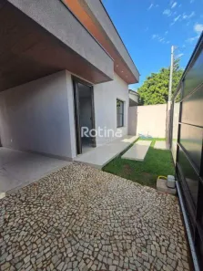 Casa com 3 Quartos à venda, 140m² no Umuarama, Uberlândia