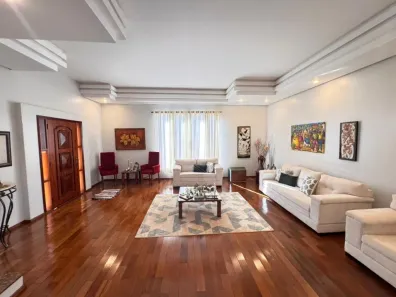 Casa com 3 Quartos à venda, 337m² no Vila José Bonifácio, Araraquara