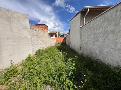 Lote/Terreno à venda, 125m² no Jardim Continental, Taubaté