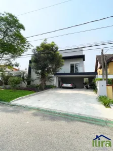 Casa com 4 Quartos à venda, 303m² no Alphaville, Santana de Parnaíba