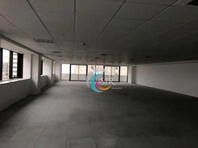 Sala Comercial para alugar, 211m² no Várzea da Barra Funda, São Paulo