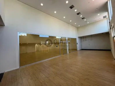 Prédio Comercial com 2 Quartos para alugar, 700m² no Wanel Ville, Sorocaba