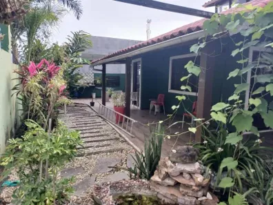Casa com 3 Quartos à venda, 250m² no Recreio Ipitanga, Lauro de Freitas