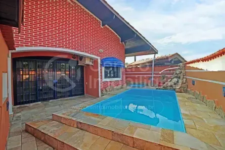 Casa com 3 Quartos à venda, 150m² no Jardim Imperador, Peruíbe