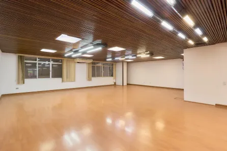 Ponto Comercial à venda, 172m² no Centro, Curitiba