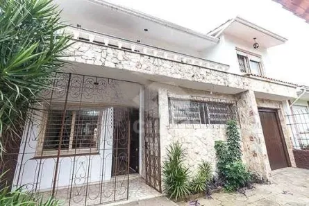 Casa com 4 Quartos para alugar, 300m² no Chácara das Pedras, Porto Alegre