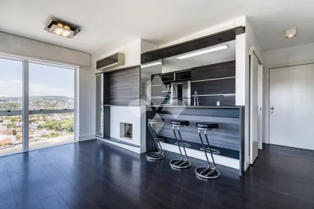 Apartamento com 2 Quartos à venda, 74m² no Três Figueiras, Porto Alegre