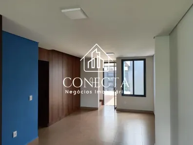 Sobrado com 3 Quartos à venda, 150m² no Aclimação, Uberlândia