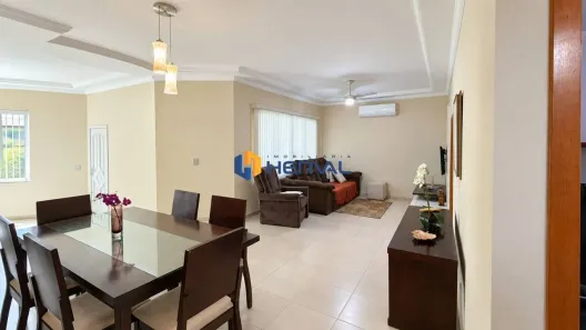 Casa com 3 Quartos à venda, 201m² no Residencial Moreschi, Maringá
