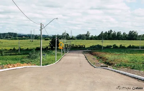 Lote/Terreno à venda, 256m² no Tomazetti, Santa Maria