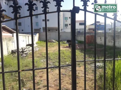 Lote/Terreno à venda, 405m² no Novo Rio das Ostras, Rio das Ostras