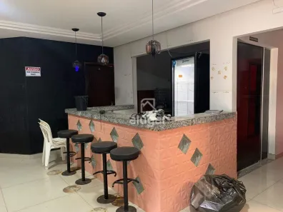Imóvel Comercial com 7 Quartos para alugar, 320m² no Esplanada, Montes Claros