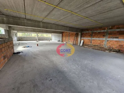 Prédio Comercial para alugar, 500m² no Jardim das Cerejeiras, Arujá