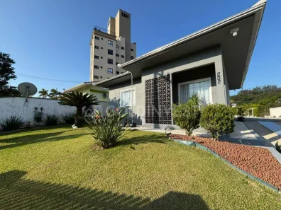 Casa com 2 Quartos à venda, 70m² no Santa Terezinha, Brusque