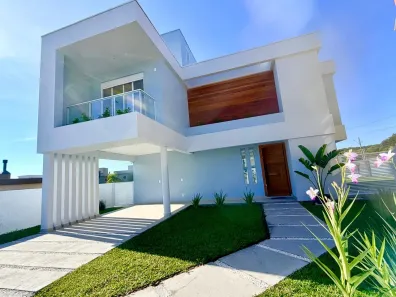 Casa de Condomínio com 4 Quartos à venda, 226m² no São João do Rio Vermelho, Florianópolis
