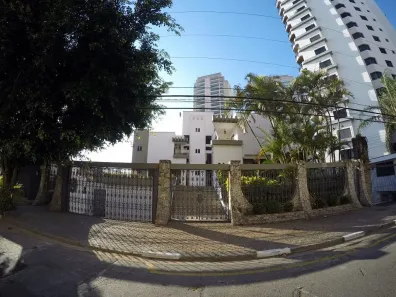 Sobrado com 6 Quartos para alugar, 1000m² no Jardim Avelino, São Paulo
