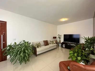 Casa de Condomínio com 3 Quartos à venda, 216m² no São Pedro, Juiz de Fora