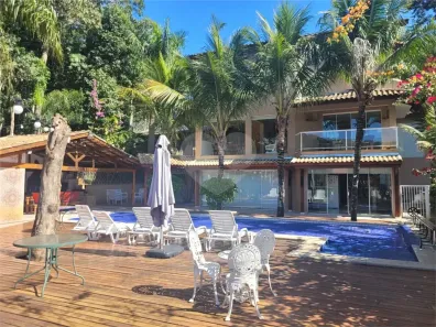 Sobrado com 5 Quartos à venda, 400m² no Caraguatá, Mairiporã
