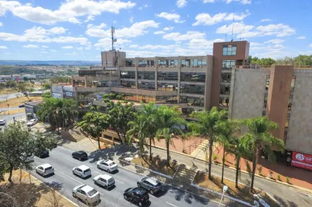 Prédio Comercial para alugar, 2466m² no Asa Norte, Brasília
