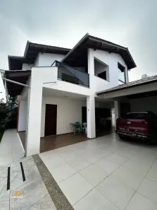 Casa com 3 Quartos à venda, 214m² no Itacolomi, Balneário Piçarras