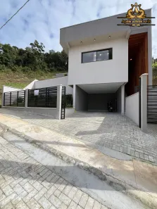Casa com 3 Quartos à venda, 136m² no Bateas, Brusque
