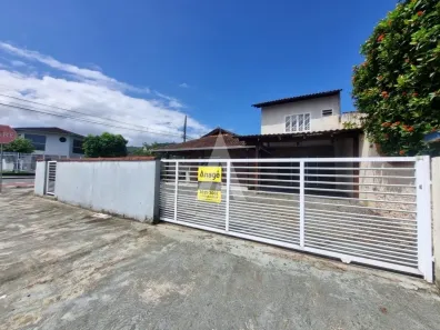 Casa com 4 Quartos à venda, 149m² no Bom Retiro, Joinville