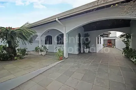 Casa com 3 Quartos à venda, 154m² no Parque Balneario Oasis, Peruíbe