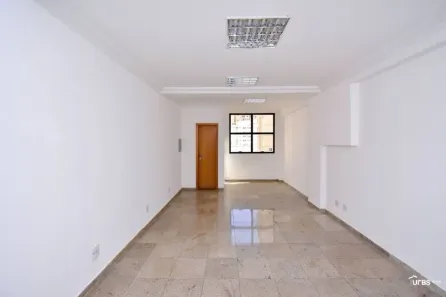 Sala Comercial para alugar, 32m² no Setor Bueno, Goiânia