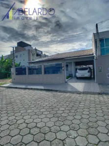 Casa com 3 Quartos à venda, 192m² no Bela Vista, Gaspar