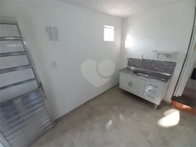 Casa de Condomínio com 1 Quarto para alugar, 30m² no Jardim Santa Margarida, São Paulo