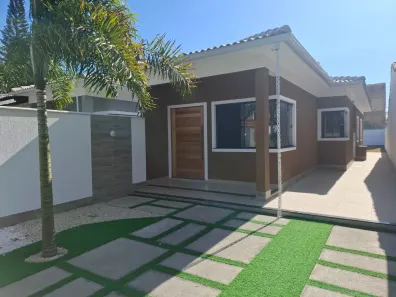Casa com 2 Quartos à venda, 78m² no Jardim Atlântico Leste (Itaipuaçu), Maricá