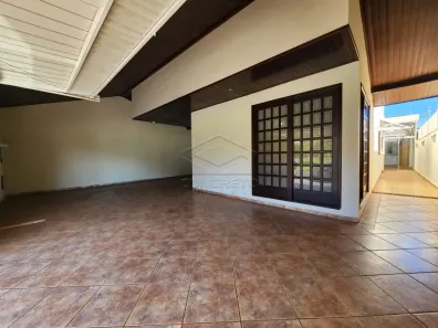 Casa com 4 Quartos para alugar, 202m² no Jardim São Francisco, Jaú