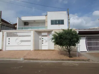 Casa com 4 Quartos para alugar, 300m² no Centro, Sumaré