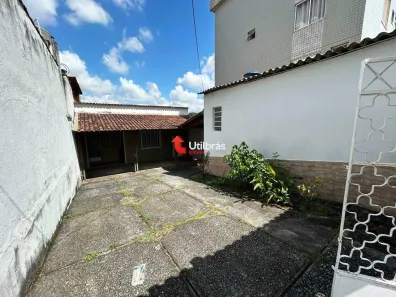 Casa com 2 Quartos à venda, 120m² no Sagrada Família, Belo Horizonte