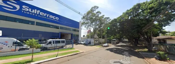 Casa com 2 Quartos para alugar, 240m² no Zona 06, Maringá