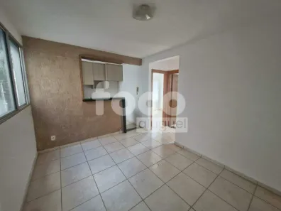 Apartamento com 2 Quartos para alugar, 45m² no Jardim Holanda, Uberlândia