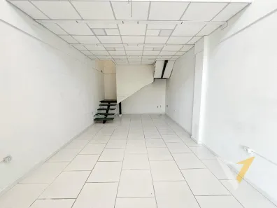 Ponto Comercial para alugar, 34m² no Medeiros, Jundiaí