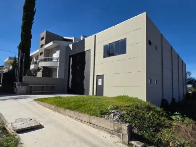 Galpão/Depósito/Armazém para alugar, 381m² no São Luiz, Caxias do Sul